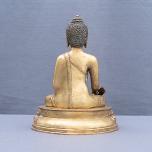 A Tibetan gilt bronze figure of Buddha, early 20th C. — 照片 20