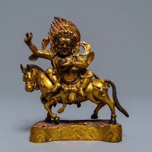A Tibetan gilt bronze figure of Palden Lhamo, 17th C. — 照片 2