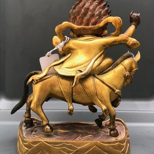 A Tibetan gilt bronze figure of Palden Lhamo, 17th C. — 照片 8