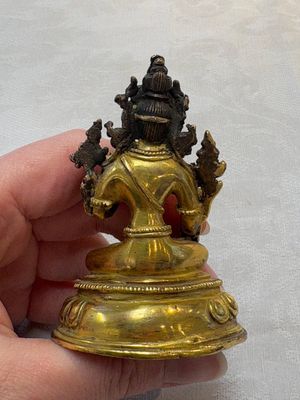 A Tibetan gilt-bronze Tara and a silver Tara, 19/20th C. — photo 9