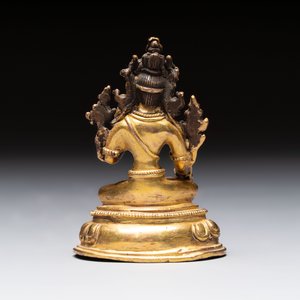 A Tibetan gilt-bronze Tara and a silver Tara, 19/20th C. — photo 10