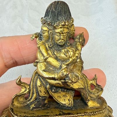 A Tibetan gilt-copper alloy group of Yogambara and Jnana Dakini — photo 5