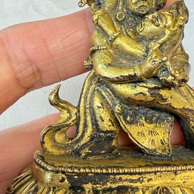 A Tibetan gilt-copper alloy group of Yogambara and Jnana Dakini — photo 6
