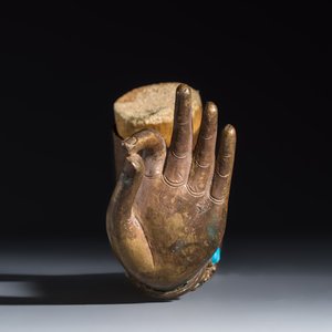 A Tibetan or Nepalese gilt-copper arm — photo 4