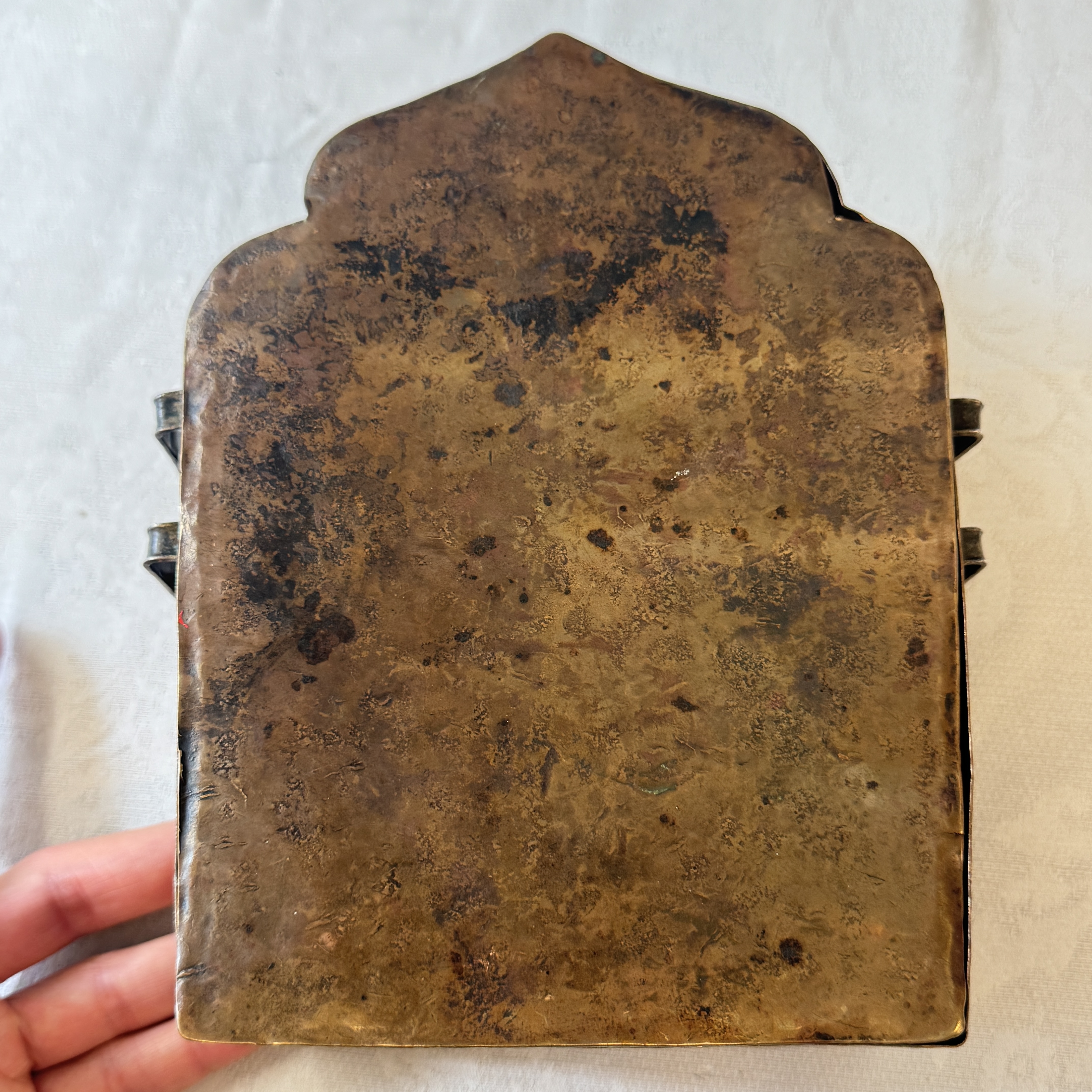 A Tibetan parcel-gilt silver and copper gau shrine box — photo 4