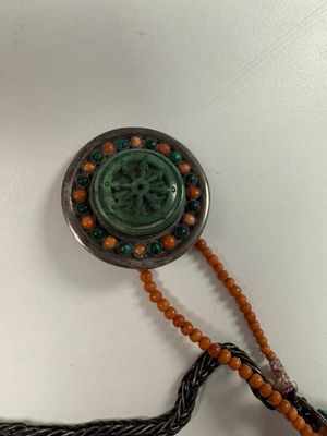 A Tibetan red-coral and malachite-inlaid and silver-mounted 'Ba Ji Xiang' wine bottle, 19th C. — photo 37