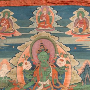 A Tibetan thangka depicting Green Tara, 19th C. — photo 5