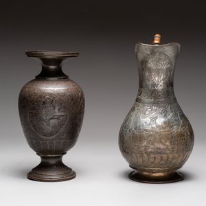 A tinned copper ewer, a vase and a dish, Qajar, 19/20th C. — foto 5