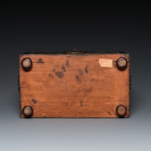 A tortoise-veneered and bone-inlaid wooden casket, probably Turkey, 17th C. — photo 6