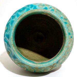 A turquoise and blue glazed calligraphy vase, Kashan, Iran, 12/13th C. — 照片 5