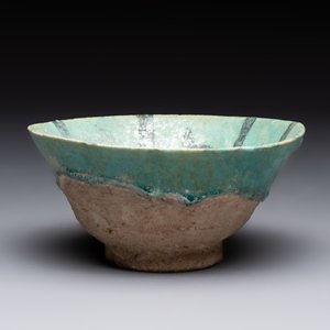 A turquoise-glazed calligraphic dish and a bowl, Kashan, 13/14th C. — photo 3