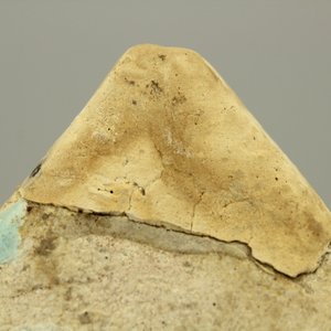 A turquoise ground Lajvardina cold painted star-shaped tile, 14th C. — photo 10