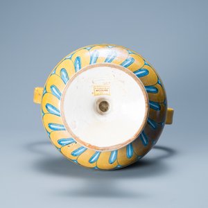 A two-handled gold-luster 'Maria' baluster vase, Deruta, Italy, 1st half 16th C. — photo 6