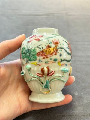 A varied collection of 11 Chinese famille rose wares, Qianlong — 照片 40