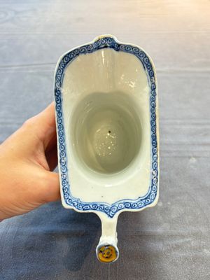 A varied collection of 11 Chinese famille rose wares, Qianlong — 照片 5