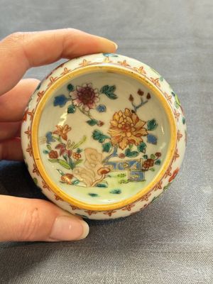 A varied collection of 11 Chinese famille rose wares, Qianlong — 照片 51