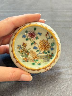 A varied collection of 11 Chinese famille rose wares, Qianlong — 照片 57