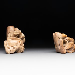 A varied collection of 11 Chinese jade and soapstone carvings, 19/20th C. — foto 17