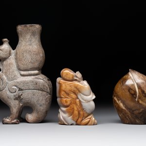 A varied collection of 11 Chinese jade and soapstone carvings, 19/20th C. — foto 4