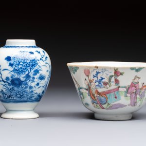 A varied collection of 11 Chinese porcelain wares, Kangxi and later — photo 8