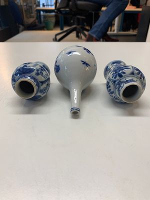 A varied collection of 13 Chinese blue and white wares, Kangxi/Qianlong — photo 12