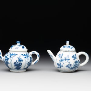 A varied collection of 13 Chinese blue and white wares, Kangxi/Qianlong — photo 17