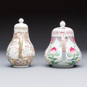 A varied collection of 13 Chinese famille rose wares, Yongzheng and later — foto 3