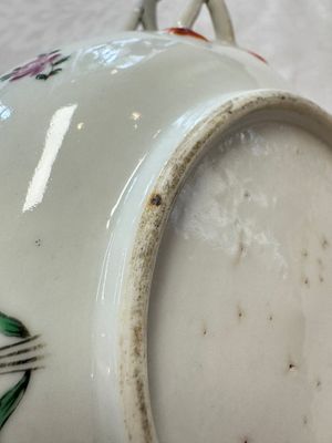 A varied collection of 13 Chinese famille rose wares, Yongzheng/Qianlong — 照片 141