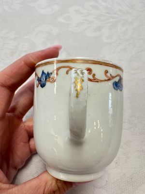 A varied collection of 13 Chinese famille rose wares, Yongzheng/Qianlong — 照片 15