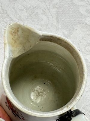 A varied collection of 13 Chinese famille rose wares, Yongzheng/Qianlong — 照片 160