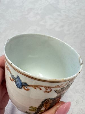 A varied collection of 13 Chinese famille rose wares, Yongzheng/Qianlong — 照片 21