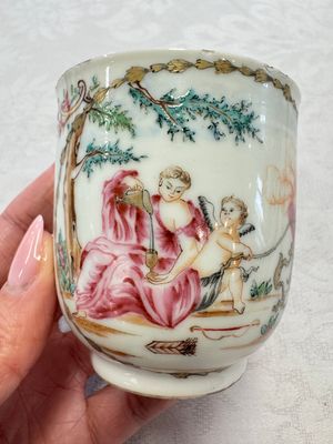 A varied collection of 13 Chinese famille rose wares, Yongzheng/Qianlong — 照片 26