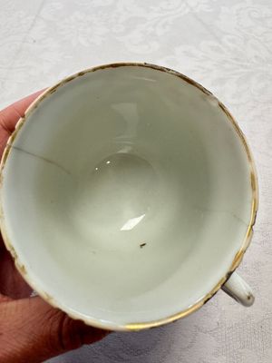 A varied collection of 13 Chinese famille rose wares, Yongzheng/Qianlong — 照片 34