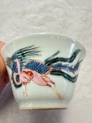 A varied collection of 13 Chinese famille rose wares, Yongzheng/Qianlong — 照片 43