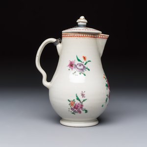 A varied collection of 13 Chinese famille rose wares, Yongzheng/Qianlong — 照片 18
