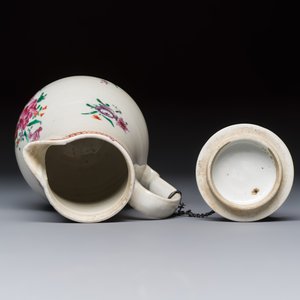 A varied collection of 13 Chinese famille rose wares, Yongzheng/Qianlong — 照片 20