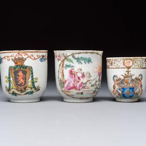 A varied collection of 13 Chinese famille rose wares, Yongzheng/Qianlong — 照片 28