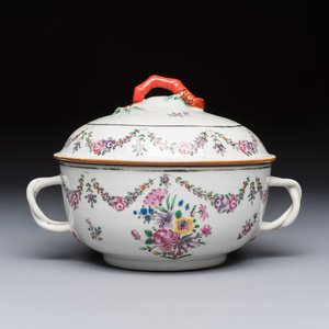 A varied collection of 13 Chinese famille rose wares, Yongzheng/Qianlong — 照片 4