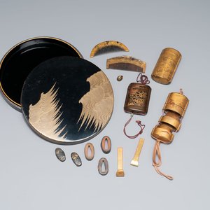 A varied collection of 14 Japanese lacquer and bronze wares, Zōhiko 平安象彦 mark, 19/20th C. — 照片 1