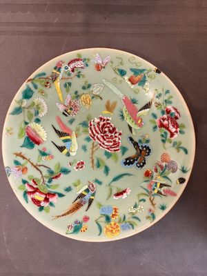 A varied collection of 15 Chinese famille rose and verte wares, 19/20th C. — photo 37