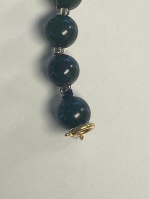 A varied collection of 16 pieces of Chinese jewelry and boxes, including jade, gold and silver, 20th C. — 照片 5