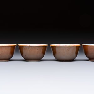 A varied collection of 18 Chinese famille rose, blue and white wares, 18/19th C. — photo 19