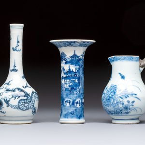 A varied collection of 18 Chinese famille rose, blue and white wares, 18/19th C. — photo 6