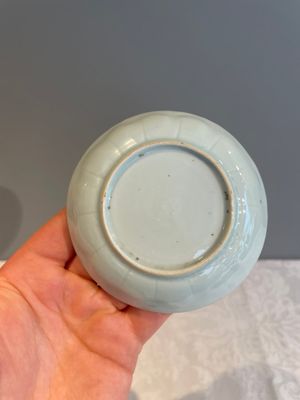 A varied collection of 34 pieces of Chinese porcelain, Kangxi and later — 照片 49