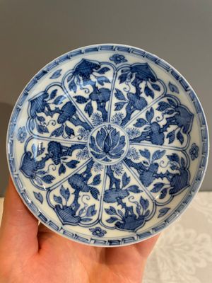 A varied collection of 34 pieces of Chinese porcelain, Kangxi and later — 照片 65