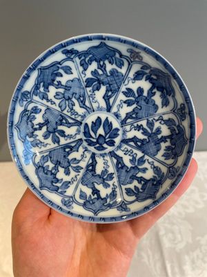 A varied collection of 34 pieces of Chinese porcelain, Kangxi and later — 照片 79