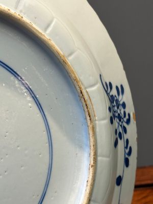 A varied collection of 45 pieces Chinese porcelain, Kangxi and later — photo 137