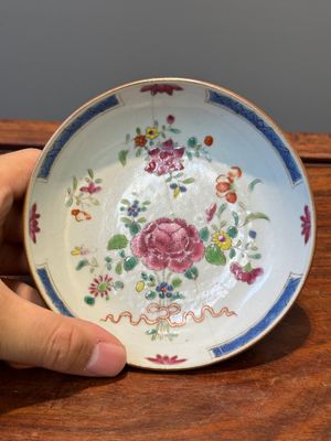 A varied collection of 45 pieces Chinese porcelain, Kangxi and later — photo 43
