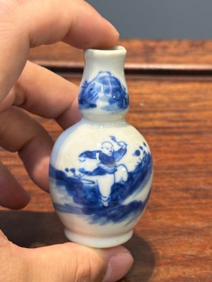 A varied collection of 45 pieces Chinese porcelain, Kangxi and later — photo 7