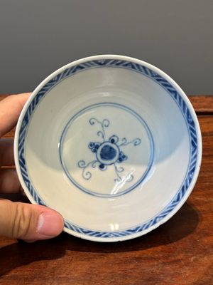 A varied collection of 45 pieces Chinese porcelain, Kangxi and later — photo 100